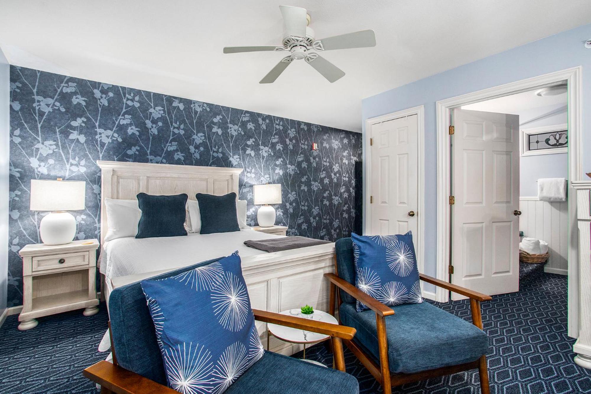 Inn At The Park Bed And Breakfast South Haven Room photo